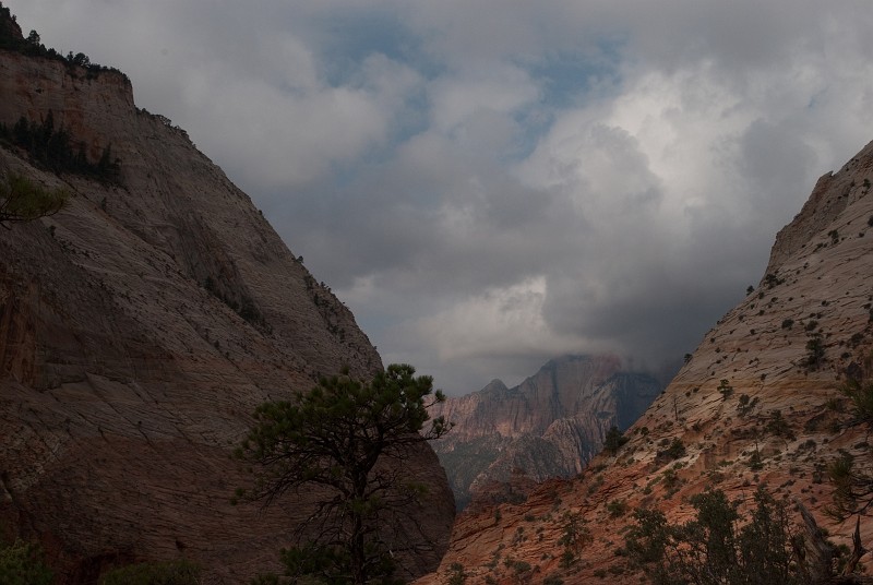 The clouds moving into Spry Canyon.