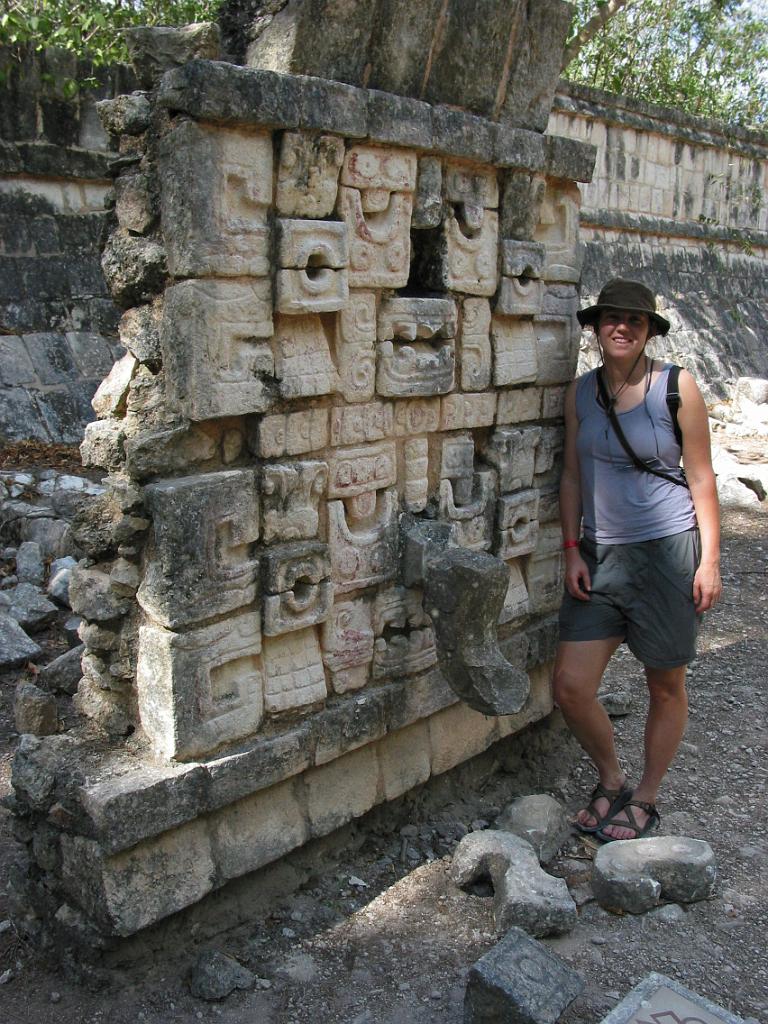 Loaded up and headed off to Chicken Itza.  We enjoyed the awesome ruins, caves, cenotes, and some Mexican shopping.